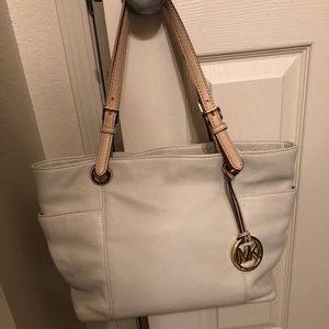 Michael Kors pebble leather bag